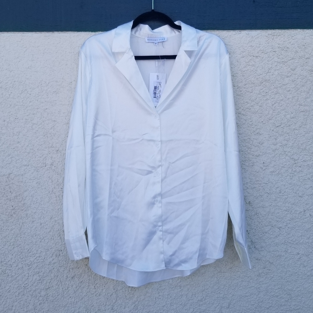 NWT Endless Rose classic satin over shirt in Champagne oversized medium - Picture 2 of 8